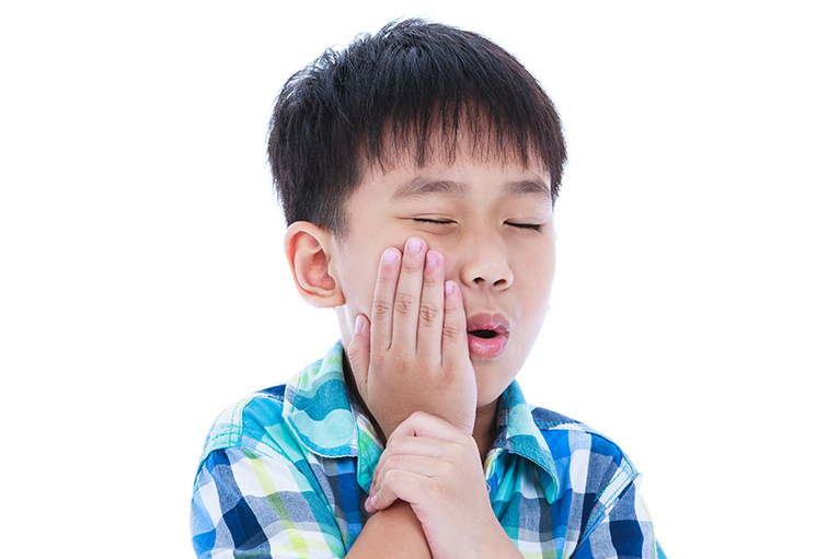 6歳臼歯のむし歯にご注意を